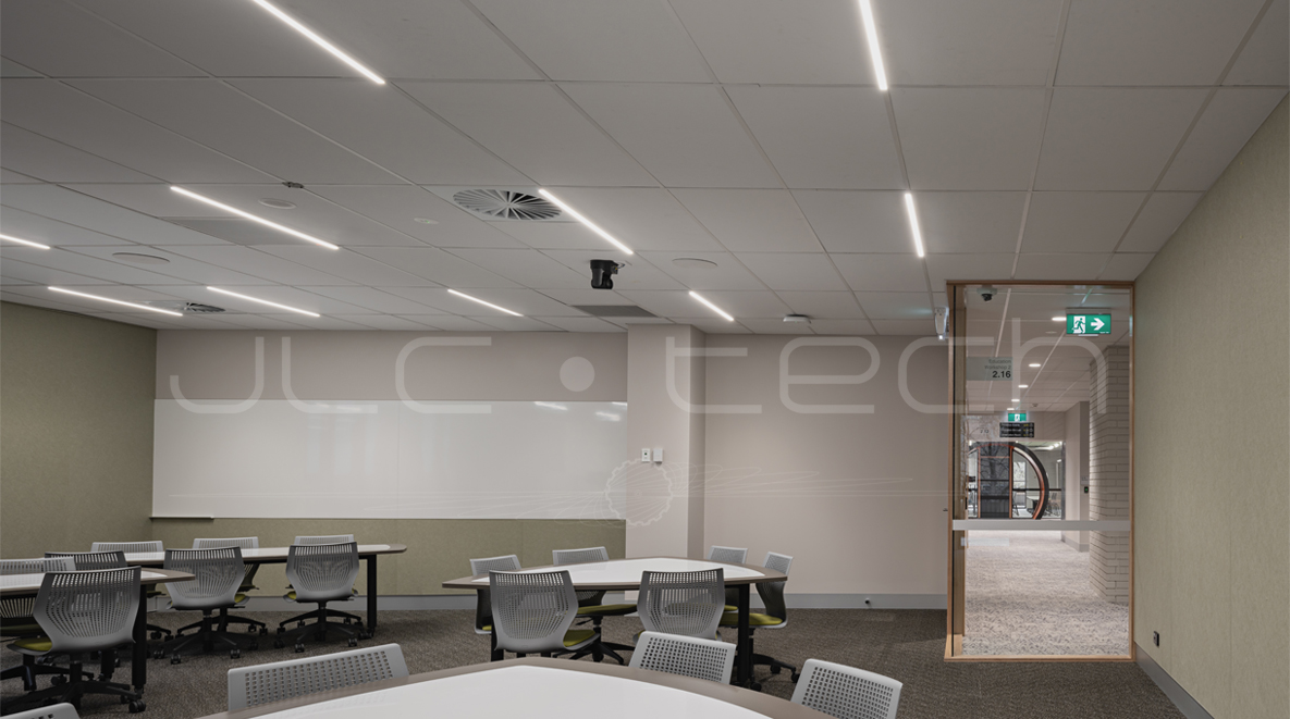 LaTrobe University 4